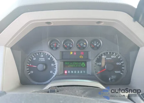 2008 Ford F250 Super Duty z USA, uszkodzony, nr VIN 1FTSX21548EE03391